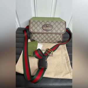 Gucci Neo Vintage GG Supreme belt bag